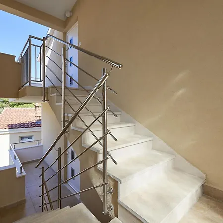 Mavarstica 17803f Appartement Trogir