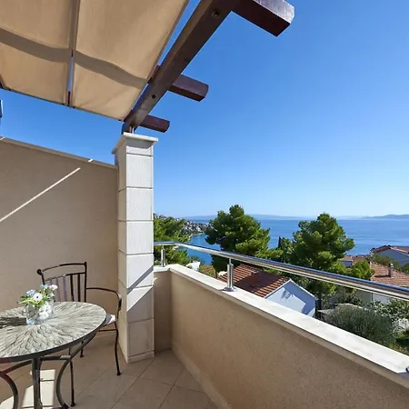 Mavarstica 17803f Διαμέρισμα *