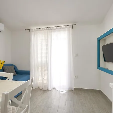 Mavarstica 17803f Διαμέρισμα *