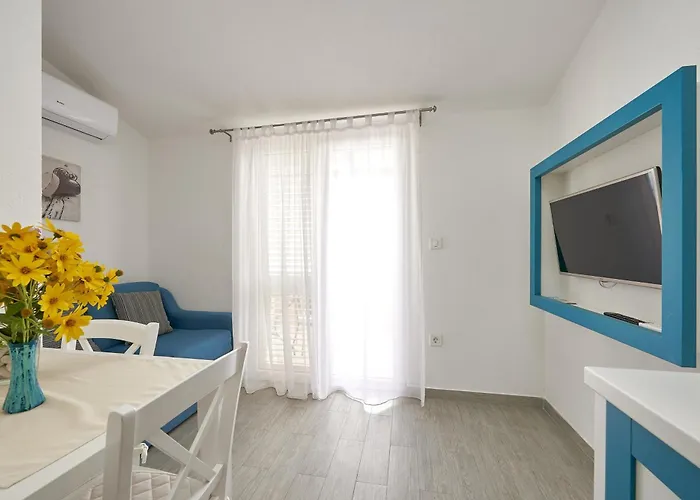 Mavarstica 17803f 公寓 *